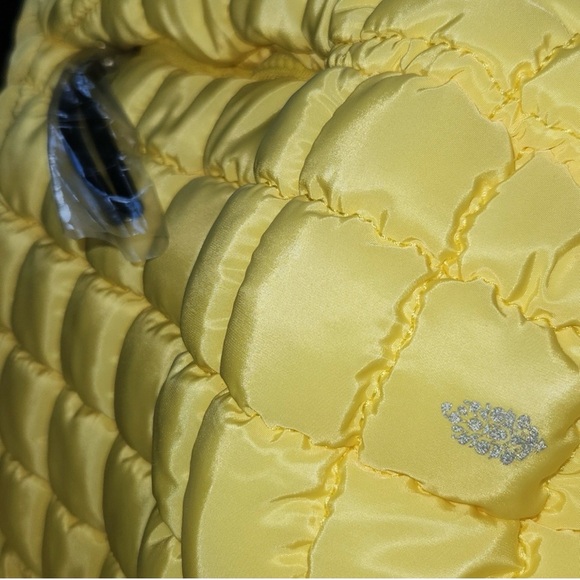 FREE PEOPLE MOVEMENT Yellow Quilted Carryall Bag NWT - Picture 7 of 9